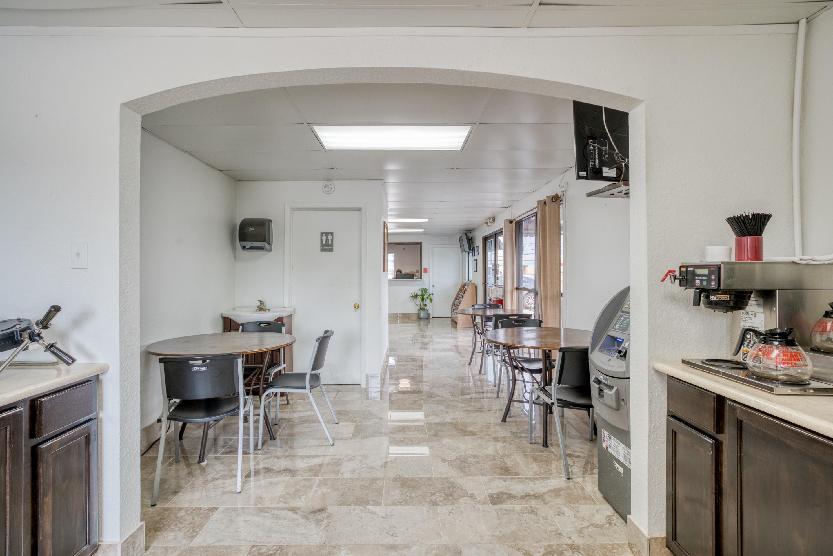 Oyo Hotel San Antonio Lackland Air Force Base West מראה חיצוני תמונה