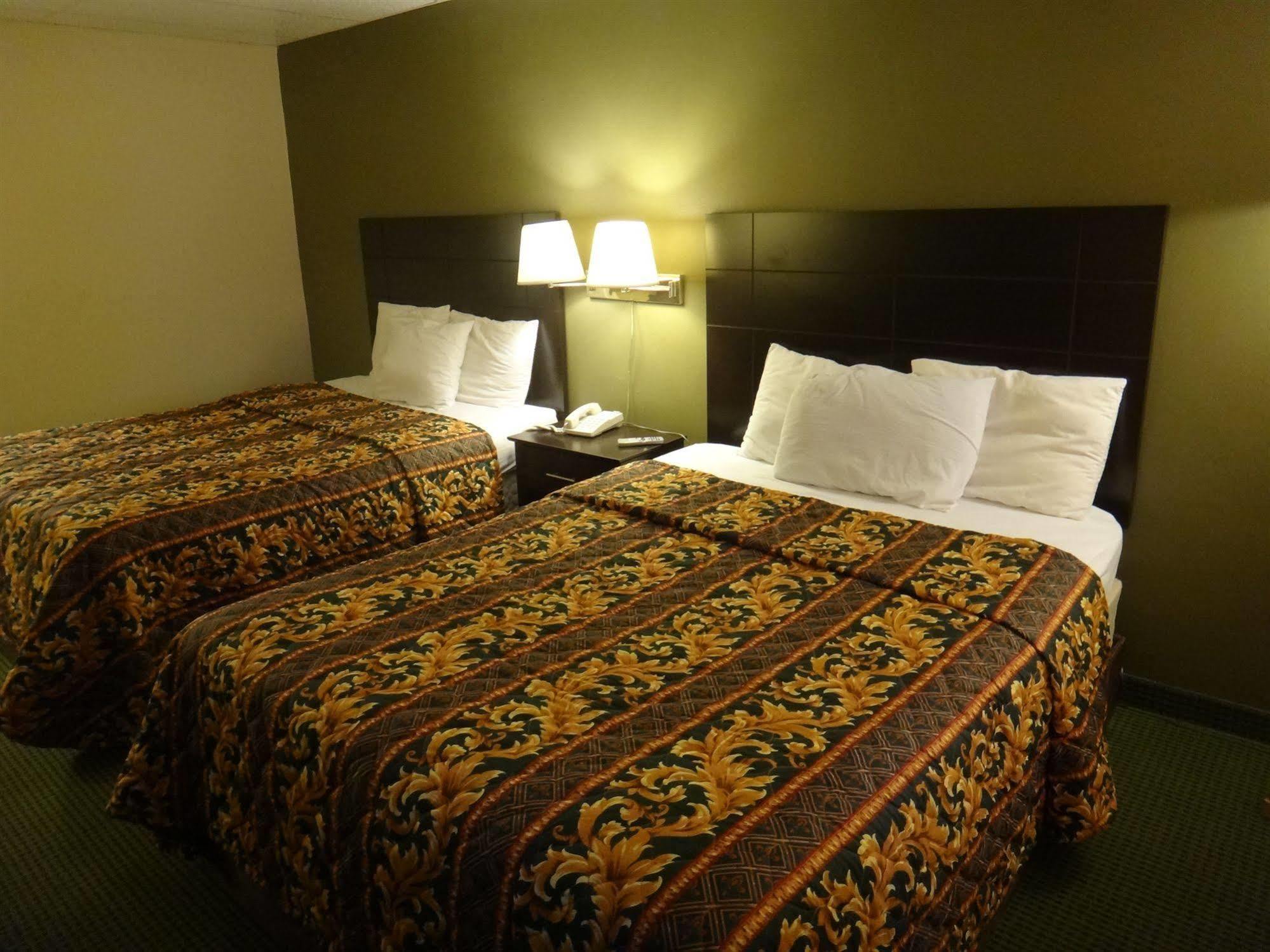 Oyo Hotel San Antonio Lackland Air Force Base West מראה חיצוני תמונה